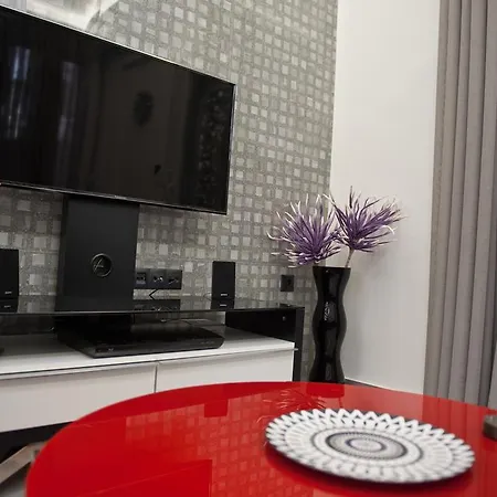 Iris #northsky * سالونيك